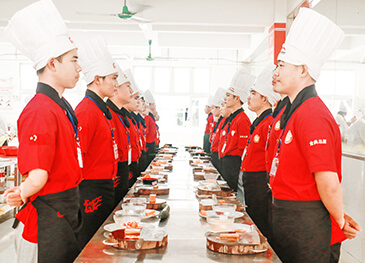 男生学厨师好吗