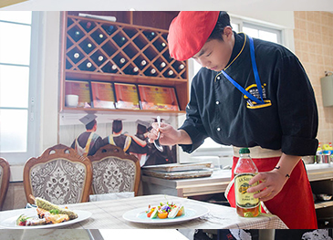 男生学厨师好吗