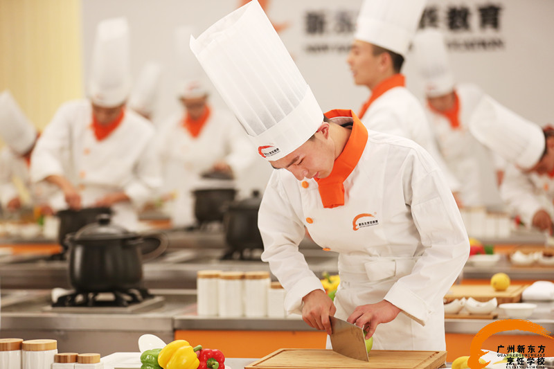 学厨艺 厨师培训学校