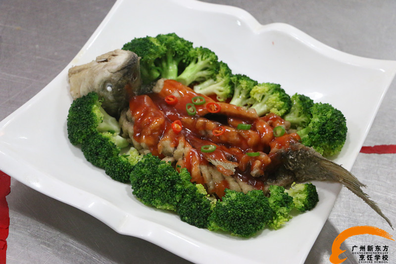 广州新东方烹饪学校_美食狂欢节厨艺大比拼 广州新东方烹饪学校_美食狂欢节厨艺大比拼