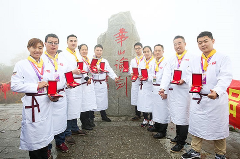 中国厨师节 新东方烹饪大师书写传奇 中国厨师节 新东方烹饪大师书写传奇