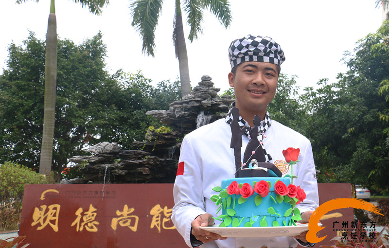 新东方西点专业阶段考核,各式西点争奇斗艳 新东方西点专业阶段考核,各式西点争奇斗艳