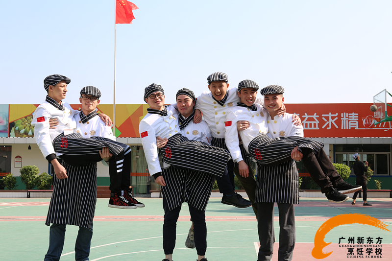 西点精英班级大合照曝光,各个都英姿飒爽 神采飞扬 西点精英班级大合照曝光,各个都英姿飒爽 神采飞扬