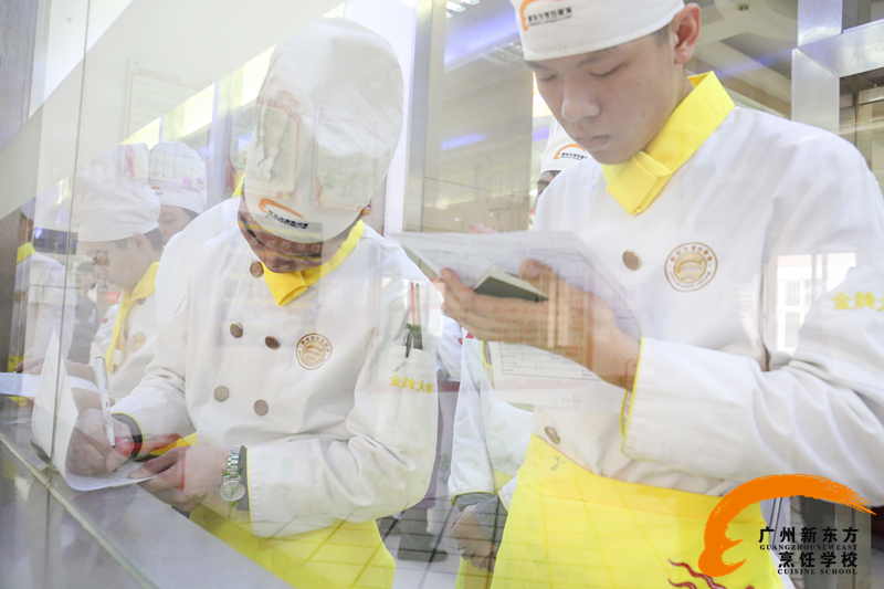 开饭餐饮集团新东方招聘专场 助力学子圆就业梦 开饭餐饮集团新东方招聘专场 助力学子圆就业梦