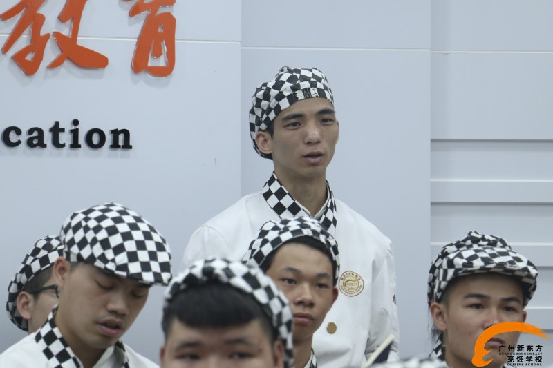 华润万家Ole’广州新东方校园西点专场招聘会举行 华润万家Ole’广州新东方校园西点专场招聘会举行
