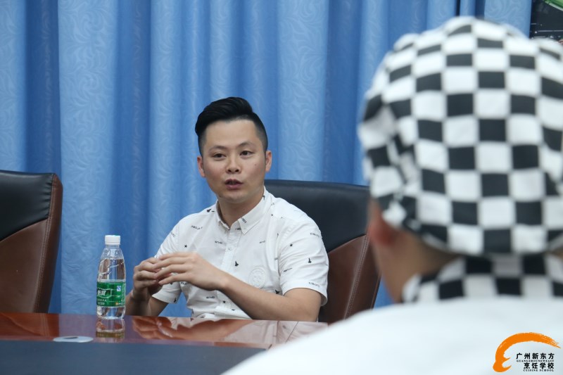 华润万家Ole’广州新东方校园西点专场招聘会举行 华润万家Ole’广州新东方校园西点专场招聘会举行