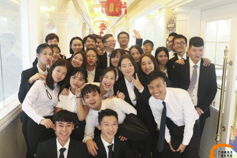 报告,广州新东方经典西点1502班毕业了! 报告,广州新东方经典西点1502班毕业了!