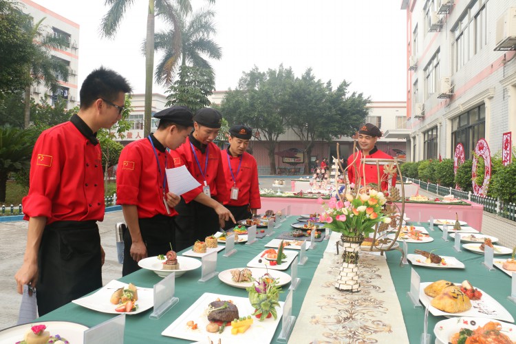 学西点,学西餐,新东方学西点,新东方学西餐,广州新东方西点班,广州新东方西餐学习