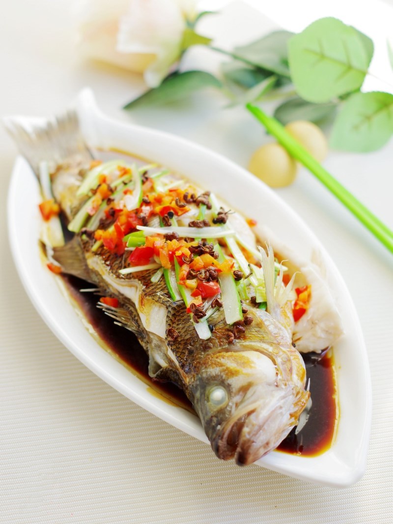 鲜嫩美味的蒸鱼 get这些技巧你也做得出来 鲜嫩美味的蒸鱼 get这些技巧你也做得出来