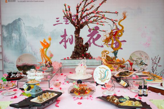 广州新东方第四届“新东方杯”烹饪大赛隆重开幕