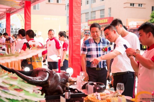 广州新东方第四届“新东方杯”烹饪大赛隆重开幕 广州新东方第四届“新东方杯”烹饪大赛隆重开幕