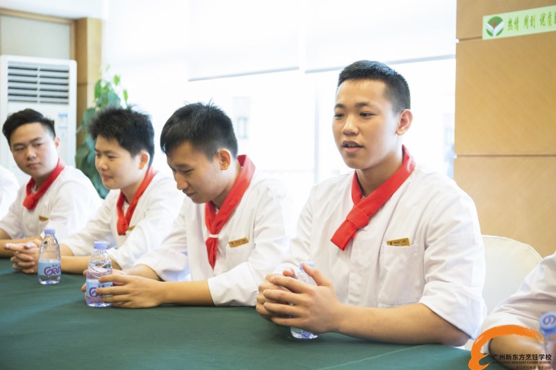 【情系毕业学子】 广州新东方就业回访南海枫丹白鹭酒店 【情系毕业学子】 广州新东方就业回访南海枫丹白鹭酒店