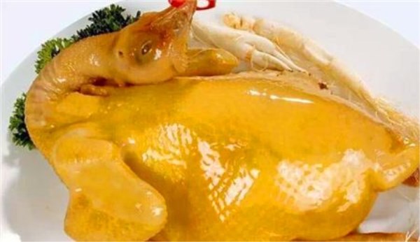 【粤菜】广式特色传统佳肴盐焗鸡 味香浓郁皮爽肉滑风味诱人 【粤菜】广式特色传统佳肴盐焗鸡 味香浓郁皮爽肉滑风味诱人
