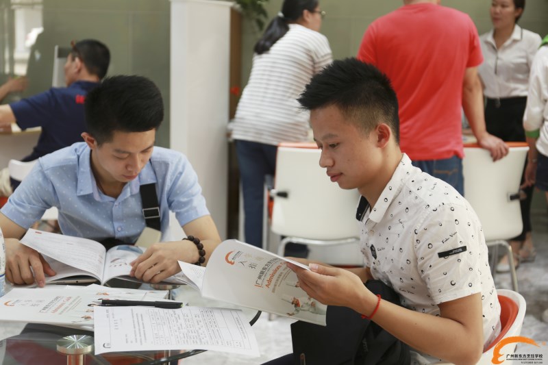 学粤菜:初中生学什么技术就业好?学什么有“钱”途? 学粤菜:初中生学什么技术就业好?学什么有“钱”途?