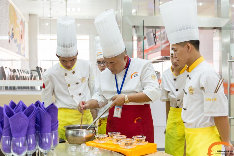 ,新东方烹饪学院我们的青春不迷茫 ,新东方烹饪学院我们的青春不迷茫