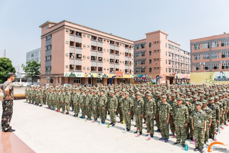 新东方烹饪学院:【广州新东方军训纪实第四天】我们有不一样的风采 新东方烹饪学院:【广州新东方军训纪实第四天】我们有不一样的风采
