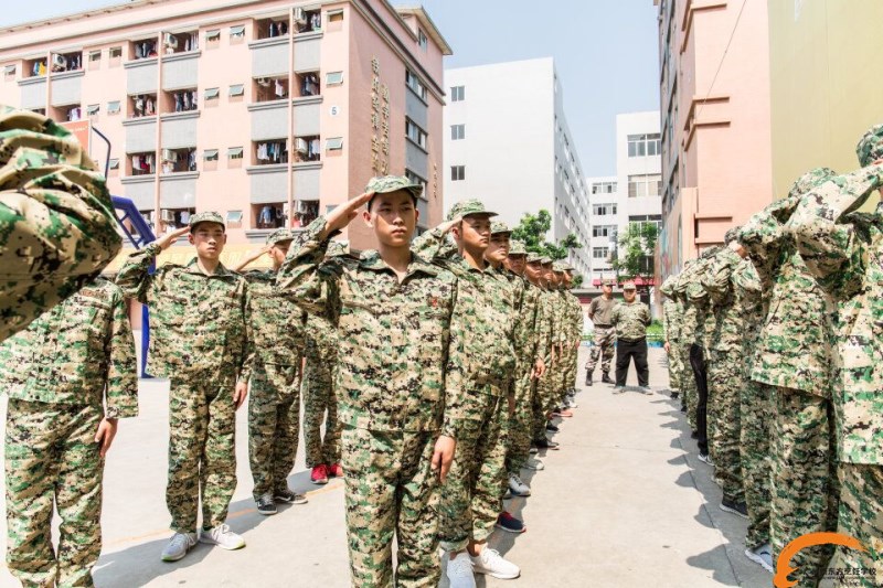 新东方烹饪学院:【广州新东方军训纪实第四天】我们有不一样的风采 新东方烹饪学院:【广州新东方军训纪实第四天】我们有不一样的风采