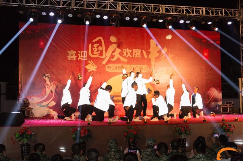 2017年广州新东方“喜迎国庆·欢度中秋” 暨迎新文艺晚会隆重举行 2017年广州新东方“喜迎国庆·欢度中秋” 暨迎新文艺晚会隆重举行