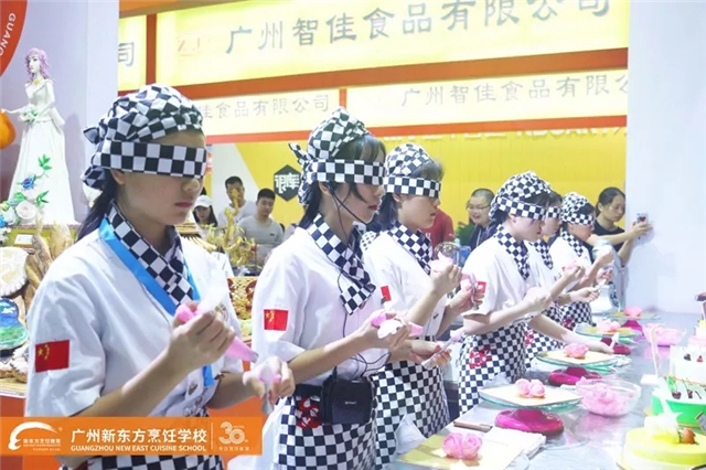 1527070587111211.jpg 640.webp (9).jpg