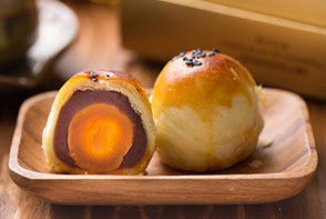 蛋黄酥