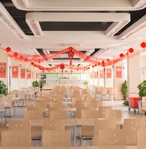 学校食堂