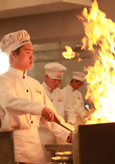 �����¶������ѧУ��ѧ����