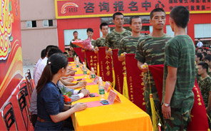 ��ѵ�㱨���ݰ佱��ʽ