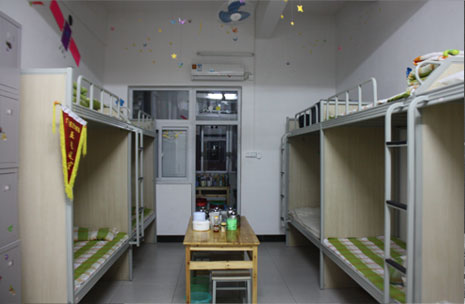 �����¶������ѧУ